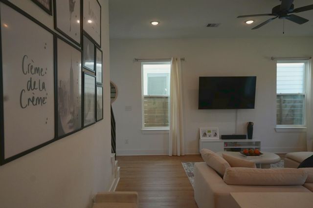 7006 Emma Lou Street, Houston, TX 77088
