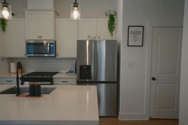 7006 Emma Lou Street, Houston, TX 77088