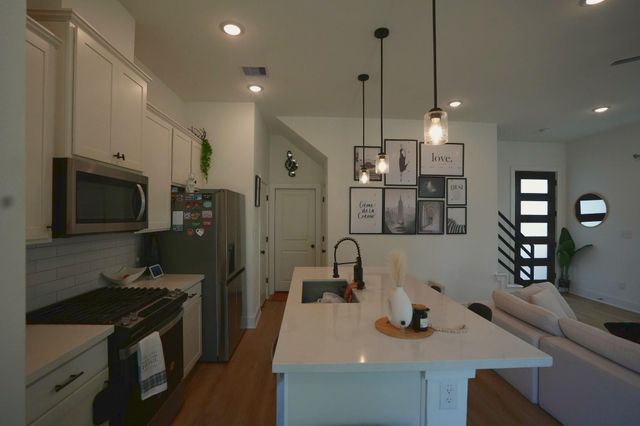 7006 Emma Lou Street, Houston, TX 77088
