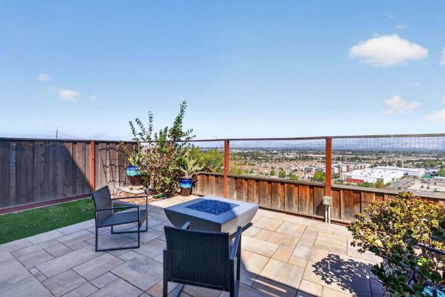 319 Agustin Narvaez Street, San Jose, CA 95136