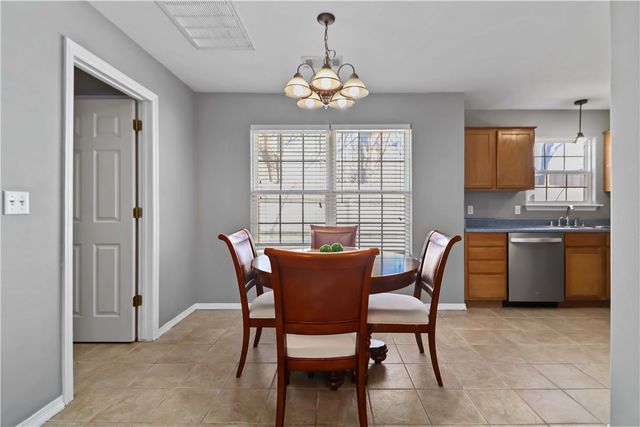 180 Quincy Avenue, Lincoln, AR 72744