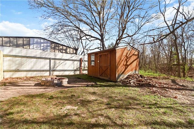 180 Quincy Avenue, Lincoln, AR 72744