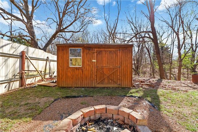 180 Quincy Avenue, Lincoln, AR 72744