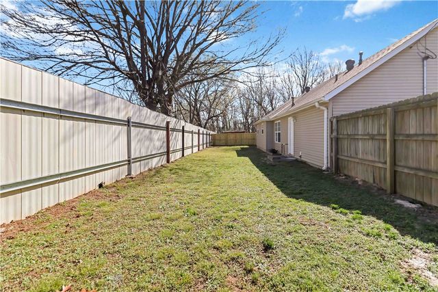 180 Quincy Avenue, Lincoln, AR 72744