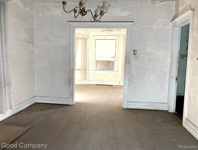 4737 Fischer Street, Detroit, MI 48214