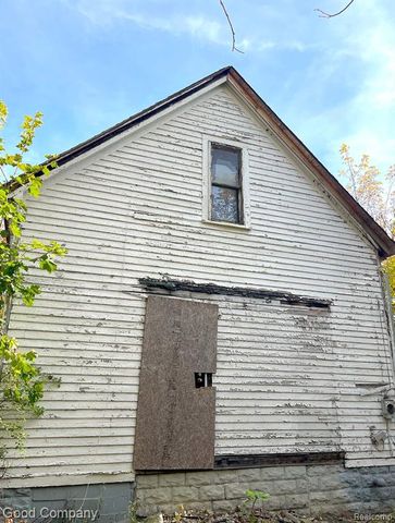 4737 Fischer Street, Detroit, MI 48214