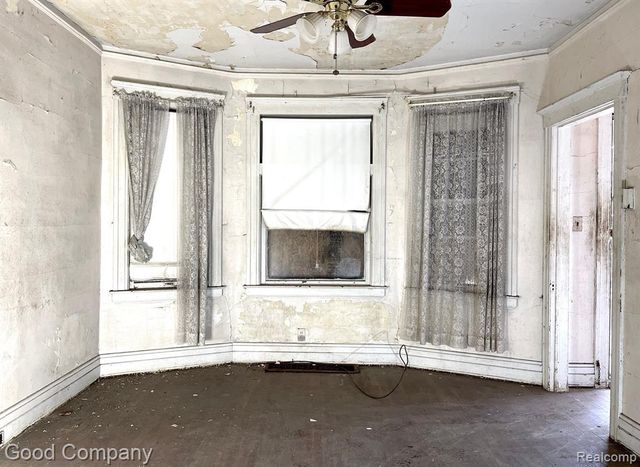 4737 Fischer Street, Detroit, MI 48214