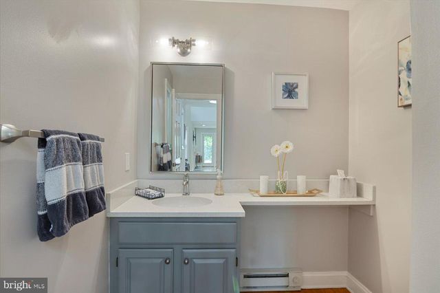 23 ROCK CREEK WOODS DR, Lambertville, NJ 08530