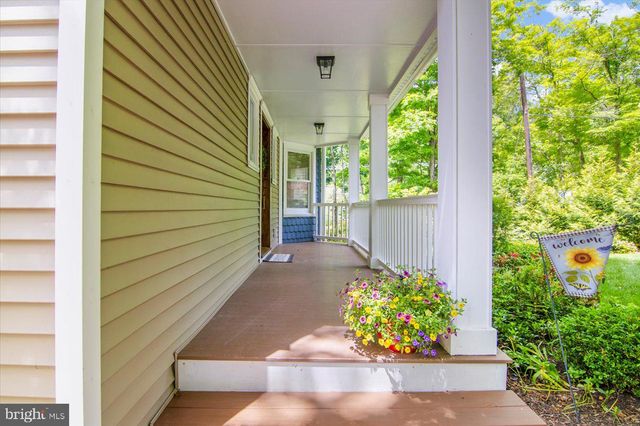 23 ROCK CREEK WOODS DR, Lambertville, NJ 08530