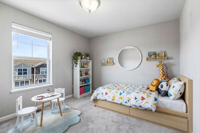 2189 Gateway Hill Road, North Saint Paul, MN 55109