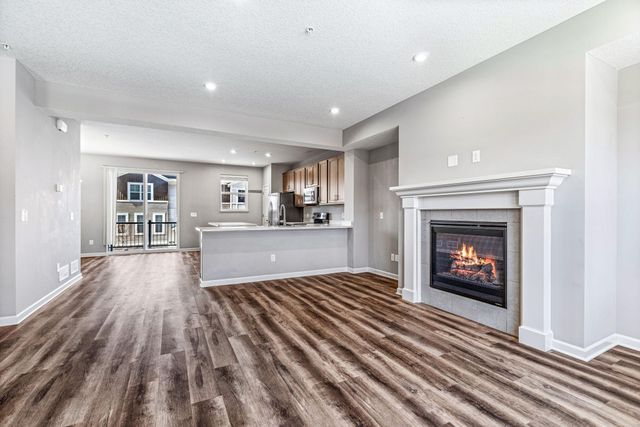 2189 Gateway Hill Road, North Saint Paul, MN 55109