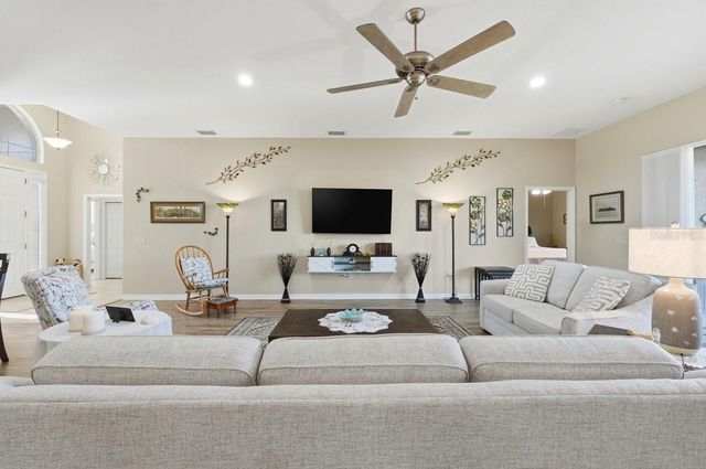 4033 PHOENICIAN WAY, Winter Haven, FL 33884