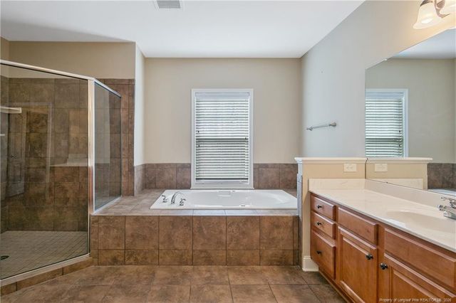 1611 Bluffside Drive 301, Fayetteville, NC 28312