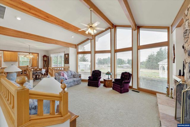 6553 Rippliing Brook SE Dr, Salem, OR 97317