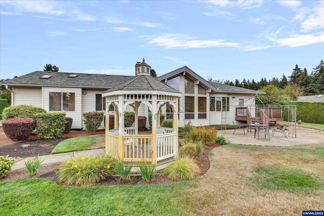 6553 Rippliing Brook SE Dr, Salem, OR 97317