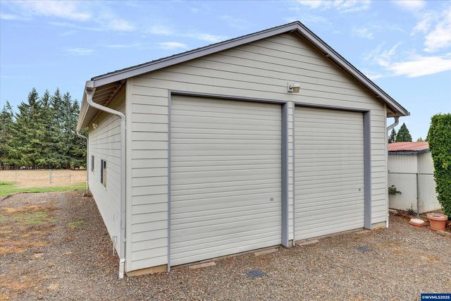 6553 Rippliing Brook SE Dr, Salem, OR 97317