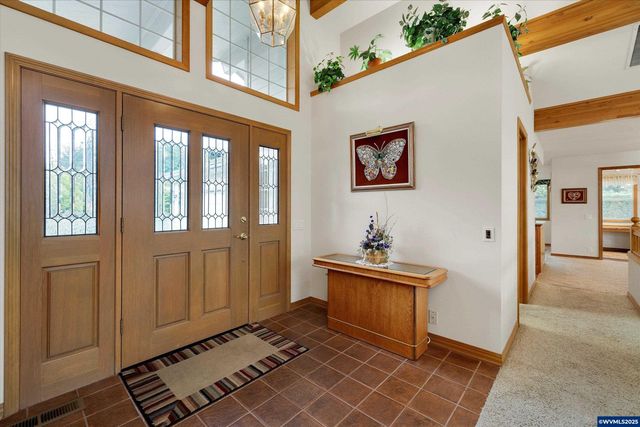 6553 Rippliing Brook SE Dr, Salem, OR 97317