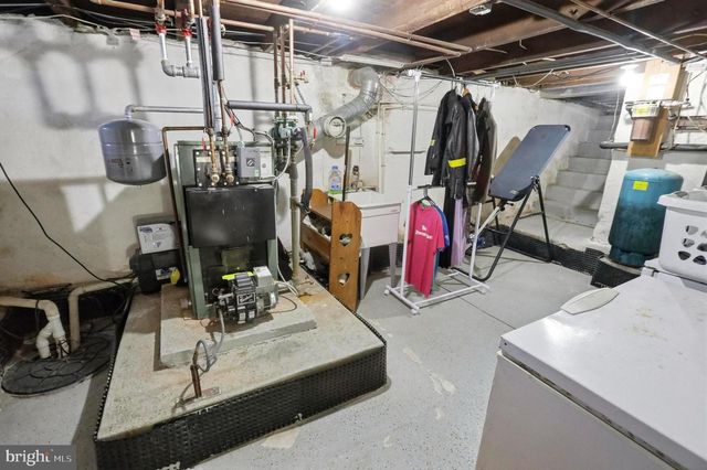 1212 E PHILADELPHIA AVE, Gilbertsville, PA 19525