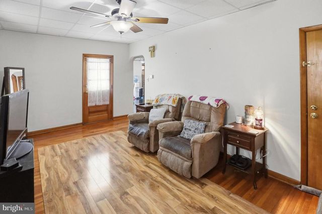 1212 E PHILADELPHIA AVE, Gilbertsville, PA 19525