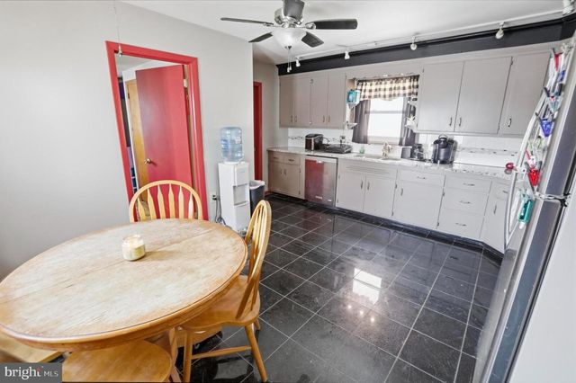 1212 E PHILADELPHIA AVE, Gilbertsville, PA 19525