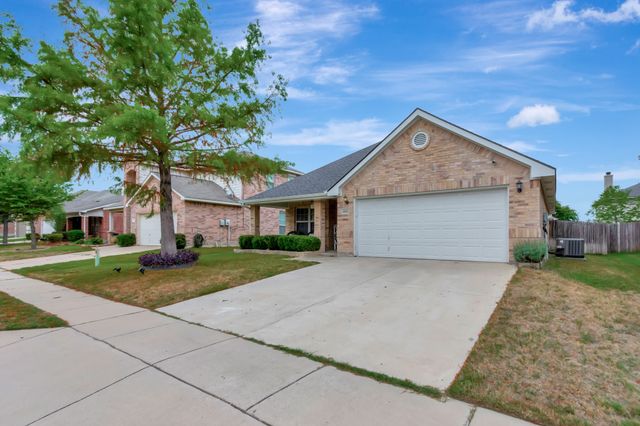416 Iron Ore Trail, Fort Worth, TX 76131