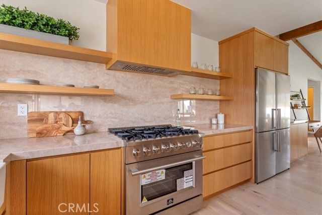 23755 Clarendon, Woodland Hills (los Angeles), CA 91367