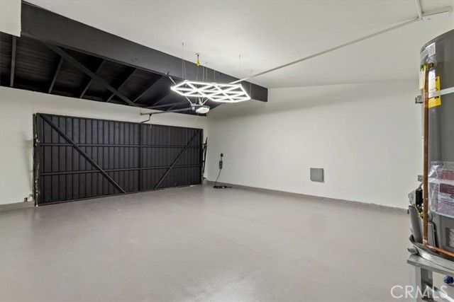 23755 Clarendon, Woodland Hills (los Angeles), CA 91367