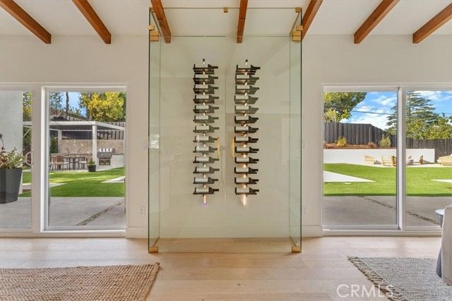 23755 Clarendon, Woodland Hills (los Angeles), CA 91367