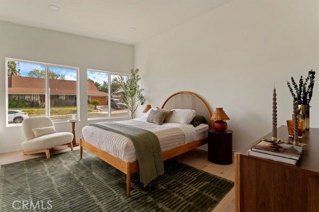 23755 Clarendon, Woodland Hills (los Angeles), CA 91367