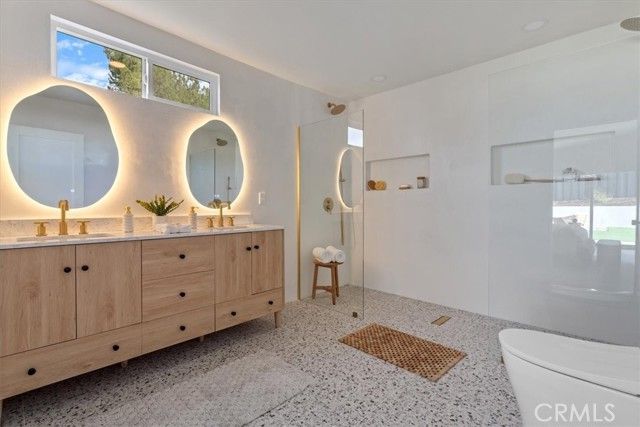 23755 Clarendon, Woodland Hills (los Angeles), CA 91367