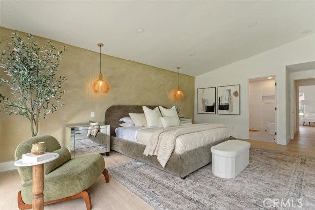 23755 Clarendon, Woodland Hills (los Angeles), CA 91367