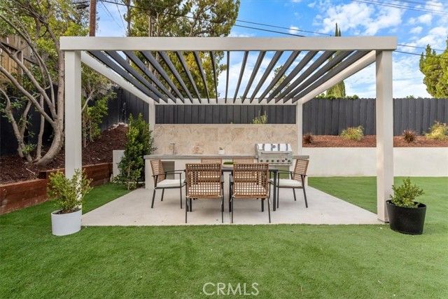 23755 Clarendon, Woodland Hills (los Angeles), CA 91367