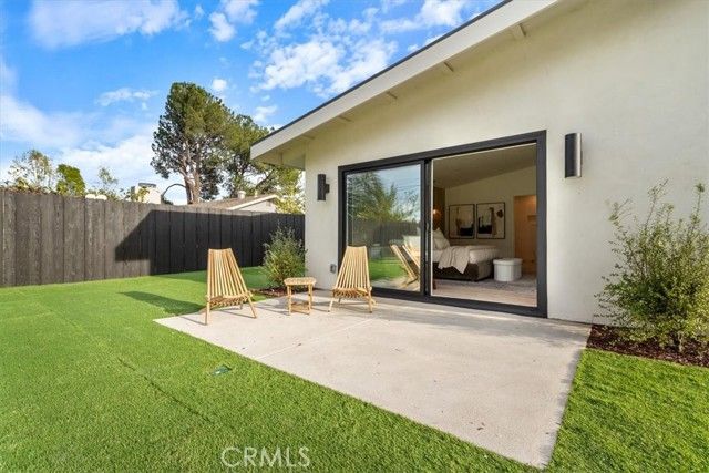 23755 Clarendon, Woodland Hills (los Angeles), CA 91367