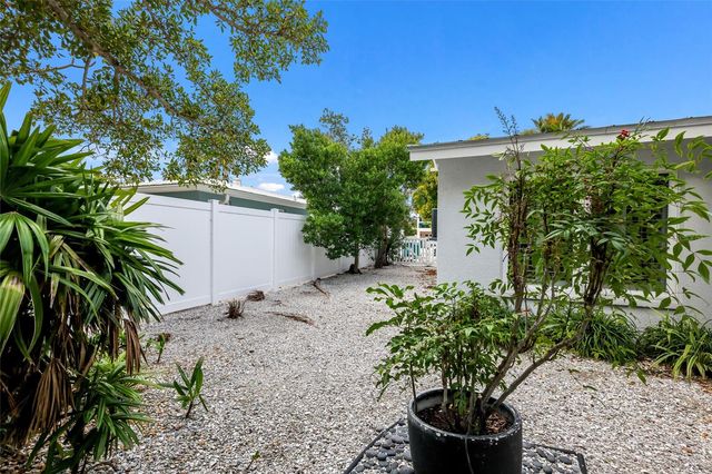 413 POINSETTIA ROAD, Anna Maria, FL 34216