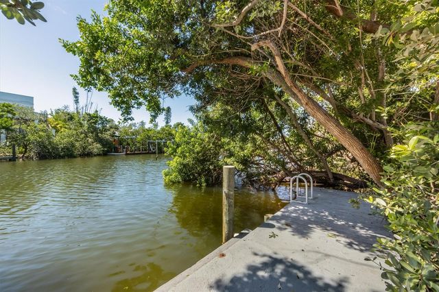 413 POINSETTIA ROAD, Anna Maria, FL 34216