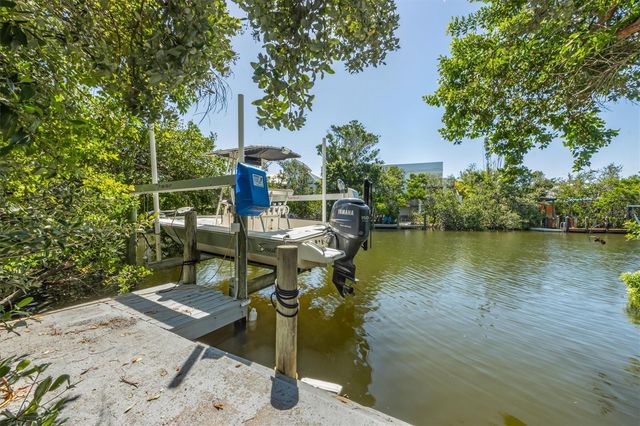 413 POINSETTIA ROAD, Anna Maria, FL 34216