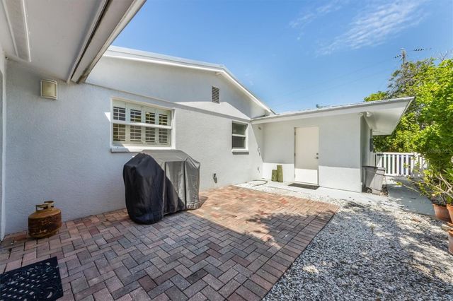 413 POINSETTIA ROAD, Anna Maria, FL 34216