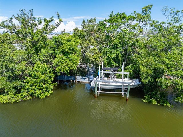 413 POINSETTIA ROAD, Anna Maria, FL 34216