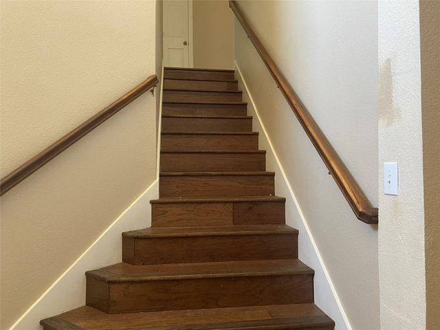 1230 Donegal Lane, Garland, TX 75044