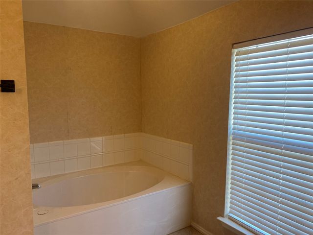 1230 Donegal Lane, Garland, TX 75044