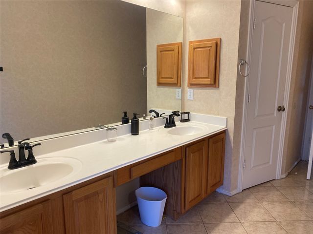 1230 Donegal Lane, Garland, TX 75044