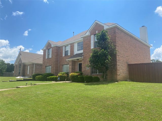 1230 Donegal Lane, Garland, TX 75044