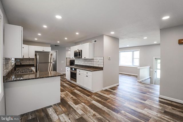 426 EDGEWOOD DR, Lebanon, PA 17042