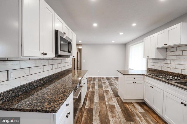426 EDGEWOOD DR, Lebanon, PA 17042