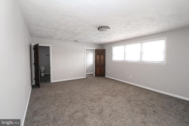 426 EDGEWOOD DR, Lebanon, PA 17042