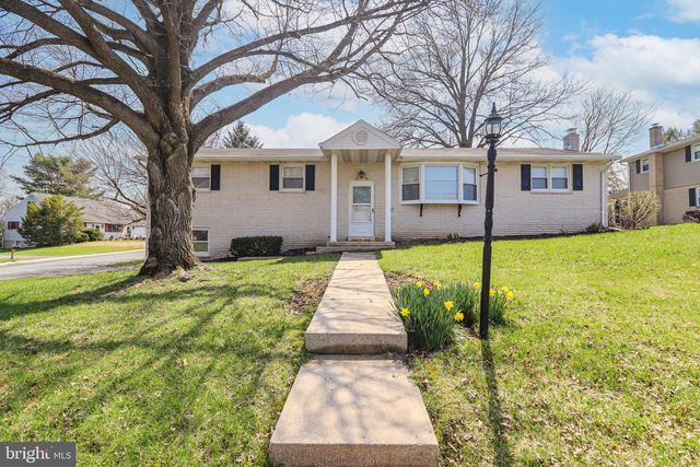 426 EDGEWOOD DR, Lebanon, PA 17042