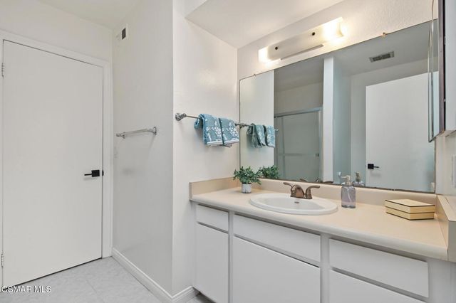 3623 Summershore Lane, Westlake Village, CA 91361