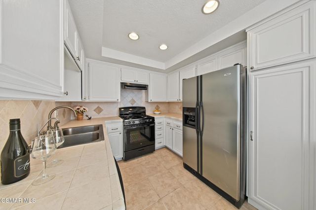 3623 Summershore Lane, Westlake Village, CA 91361