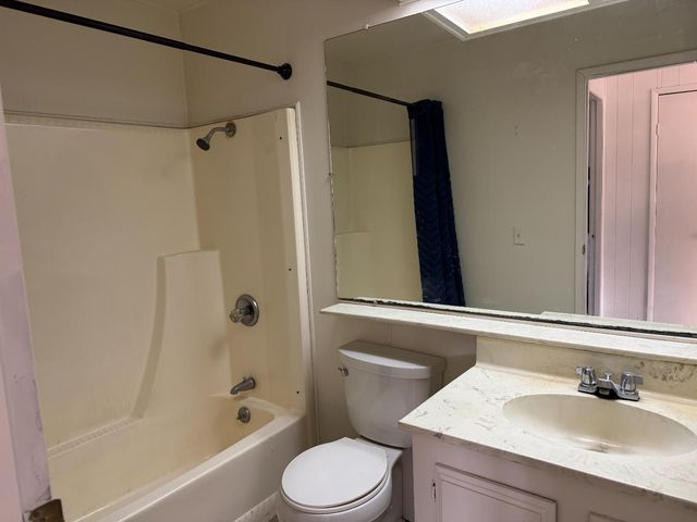 1808 Live Oak, Douglas Flat, CA 95251