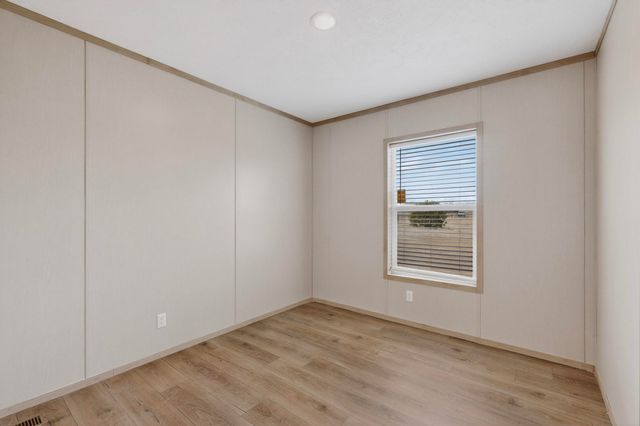 17 Corte Agave, Edgewood, NM 87015